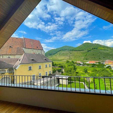Weingut Fj Gritsch Mauritiushof Apartments Spitz an der Donau Room photo